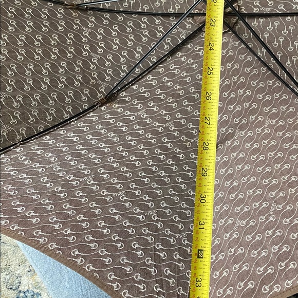 Rare Gucci umbrella wooden handle w shoulder strap - Picture 10 of 16